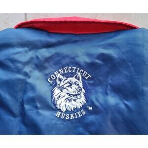 UConn Huskies 90s PRO PLAYER puffer jacket XL 2x navy red Connecticut NCAA vtg